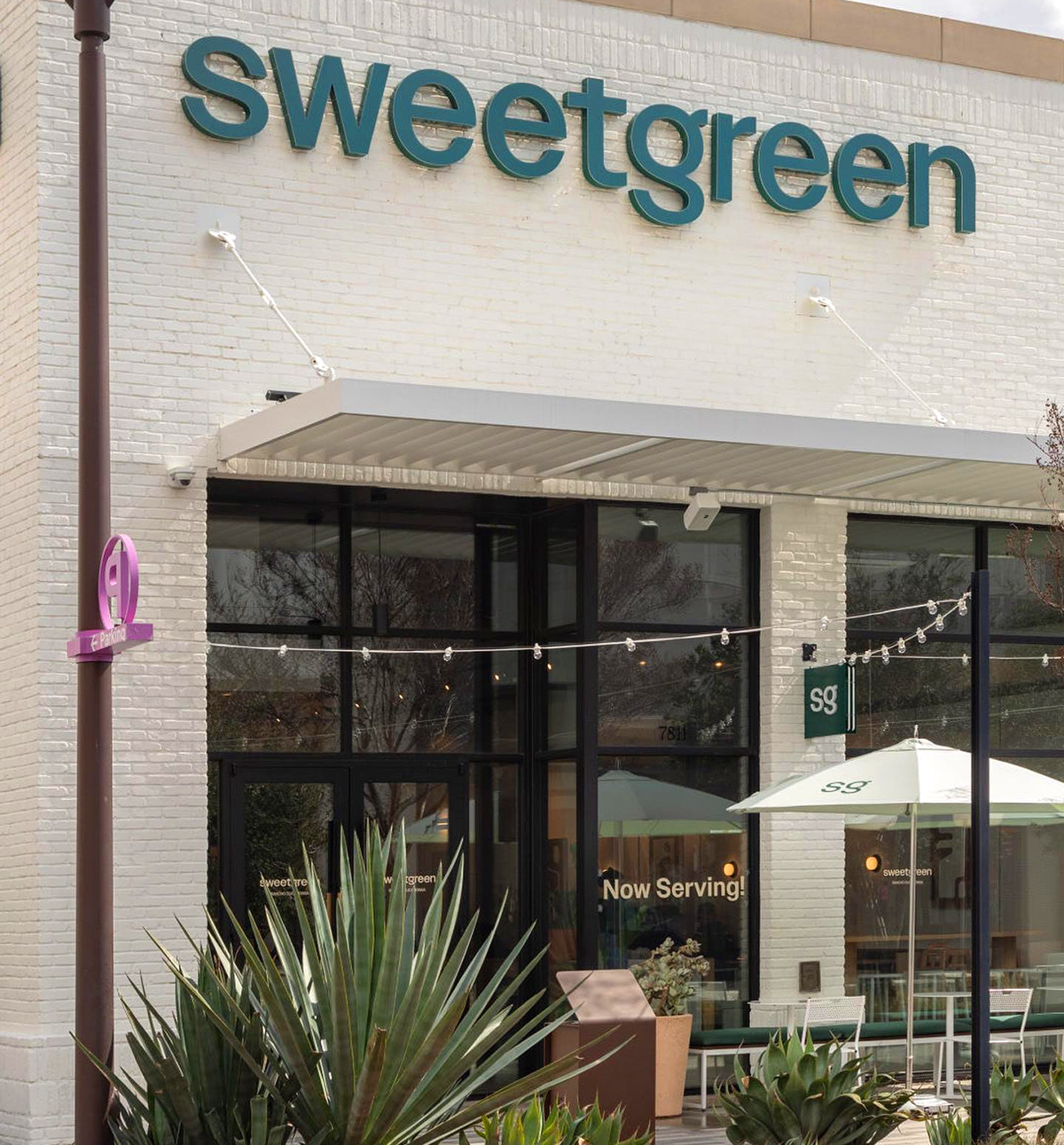 Photo: Sweetgreen's automated salad preparation restaurant