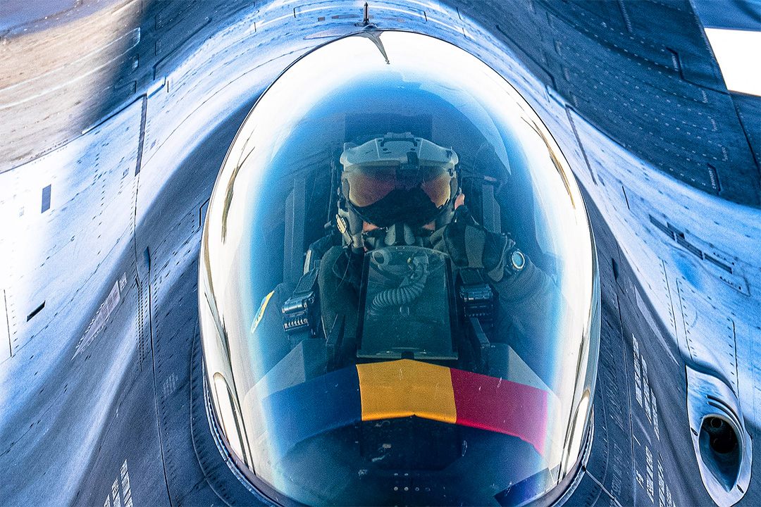 Ukrainian F-16 pilot