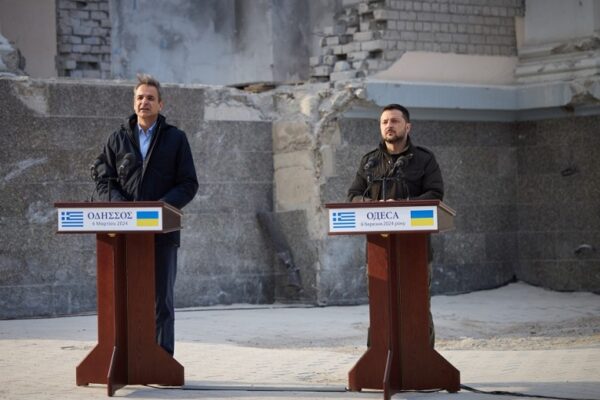 Photo: Russian Missile Attack to Odesa During Greek Prime Minister's Visit to Meet with Ukrainian President