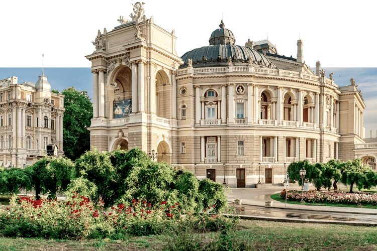 Ten Oldest Opulent Opera Houses in Europe to Impress