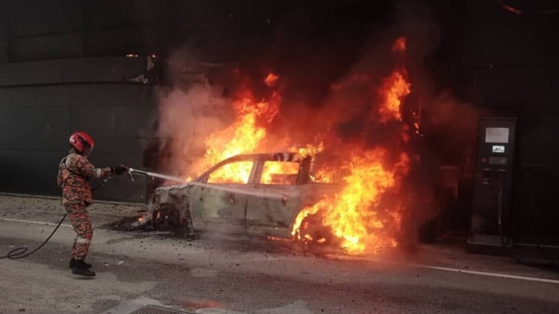 Mercedes-Benz EQB350 after a fire